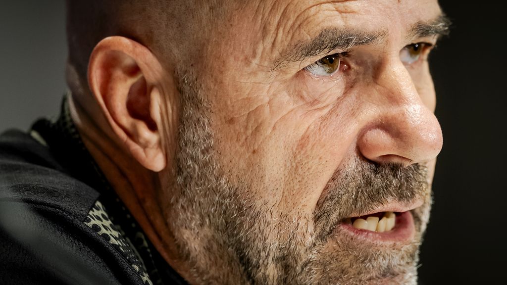 Bosz, presat de titlul național, reafirmă controlul la PSV