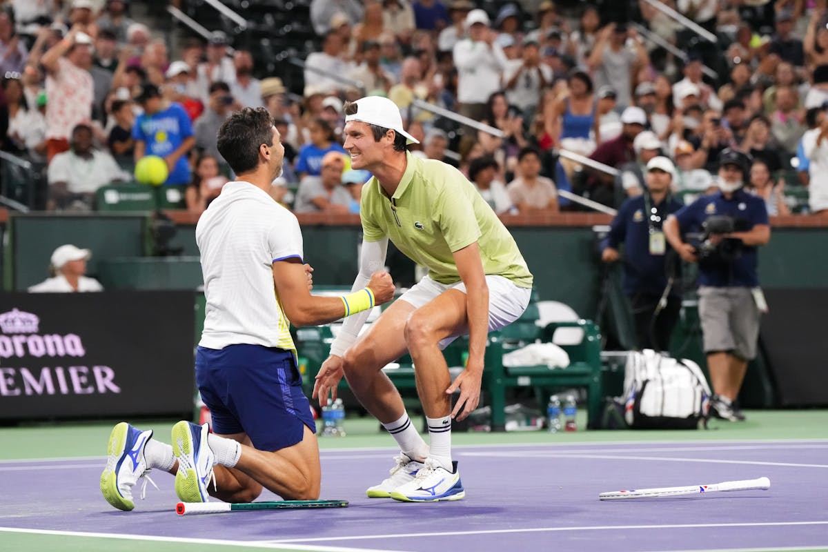 Unseeded Guido Andreozzi și Manuel Guinard au realizat o performanță surprinzătoare la turneul Masters 1000 de la Indian Wells, reușind să câștige titlul la dublu într-una dintre cele mai spectacolase finale ale ediției
