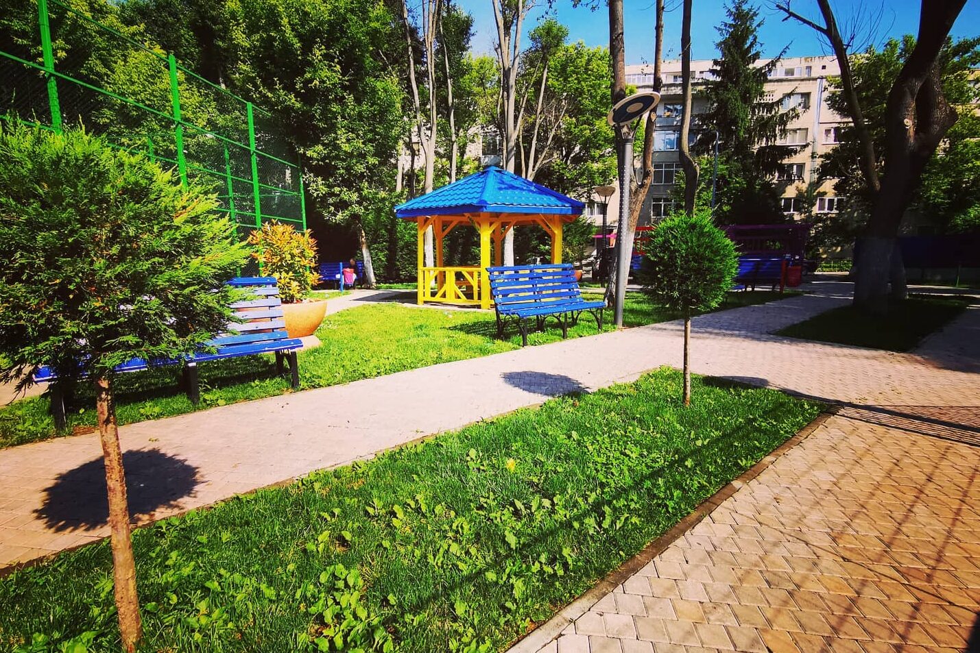 Primăria Sectorului 4 continuă planurile de modernizare a infrastructurii urbane, dar proiectele sale nu au fost primite fără contestații