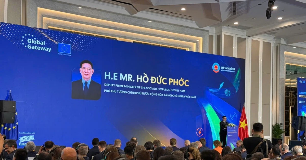 UE investește peste 560 de milioane de euro în Vietnam pentru o tranziție energetică durabilă Pe 24 martie, în Hanoi, a avut loc Forumul de Afaceri și Investiții UE-Vietnam, eveniment ce a reunit aproximativ 500 de delegați din sectorul public și privat, din Vietnam și Uniunea Europeană