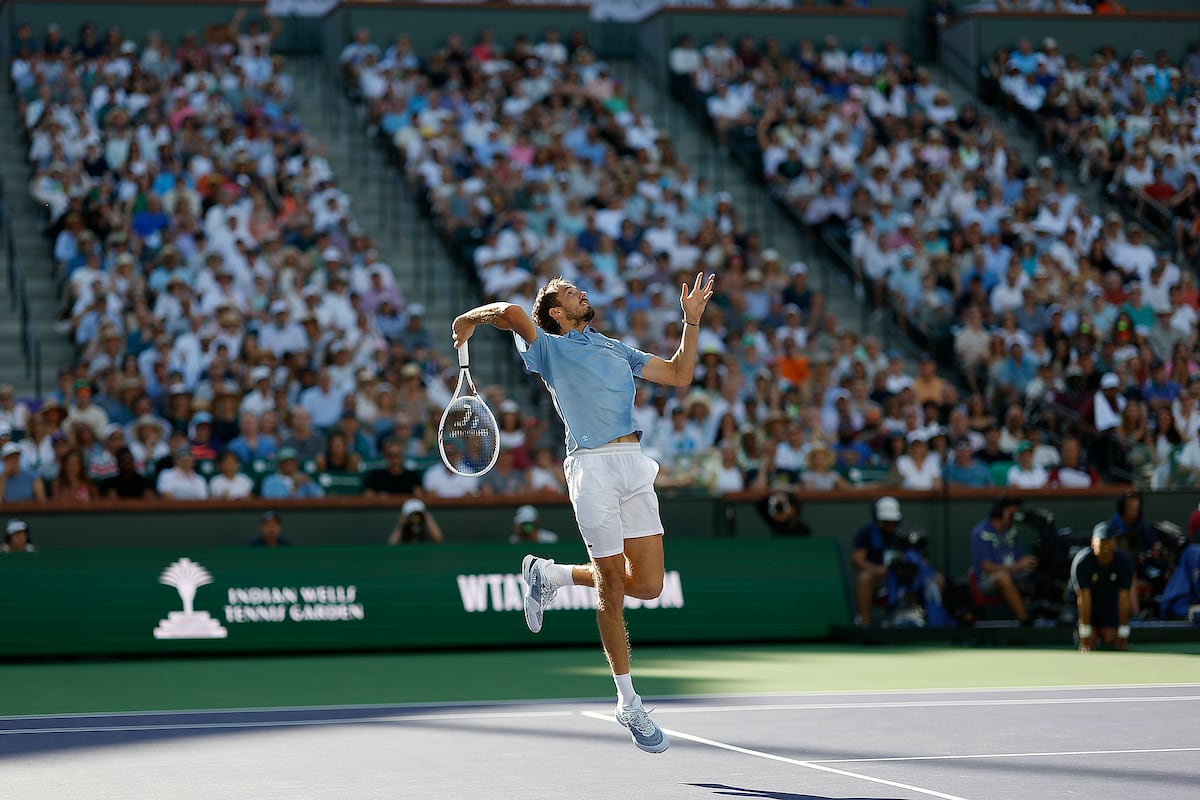 Medvedev zdrobește imbatibilitatea lui Alcaraz la Indian Wells 2026