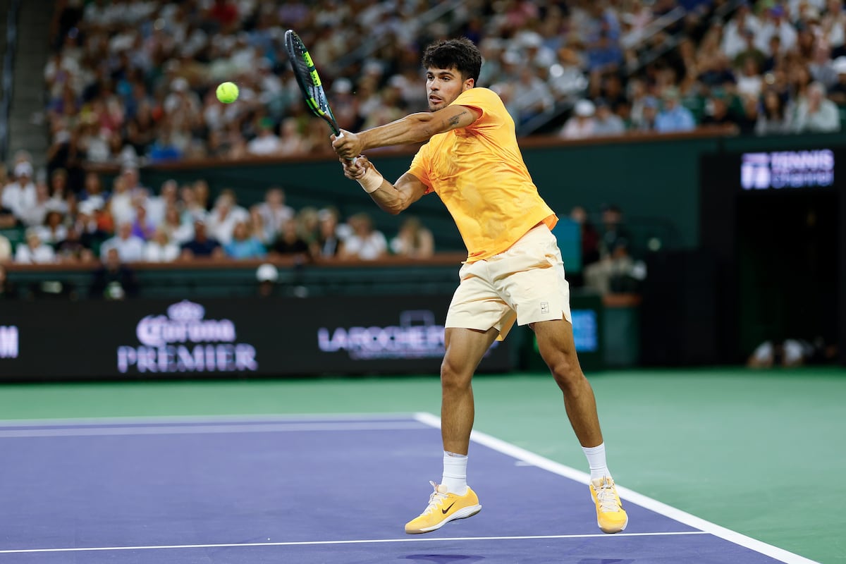 Carlos Alcaraz și-a consolidat poziția de favorit în turneul de la Indian Wells, după ce a trecut fără probleme de Cameron Norrie în sferturile competiției
