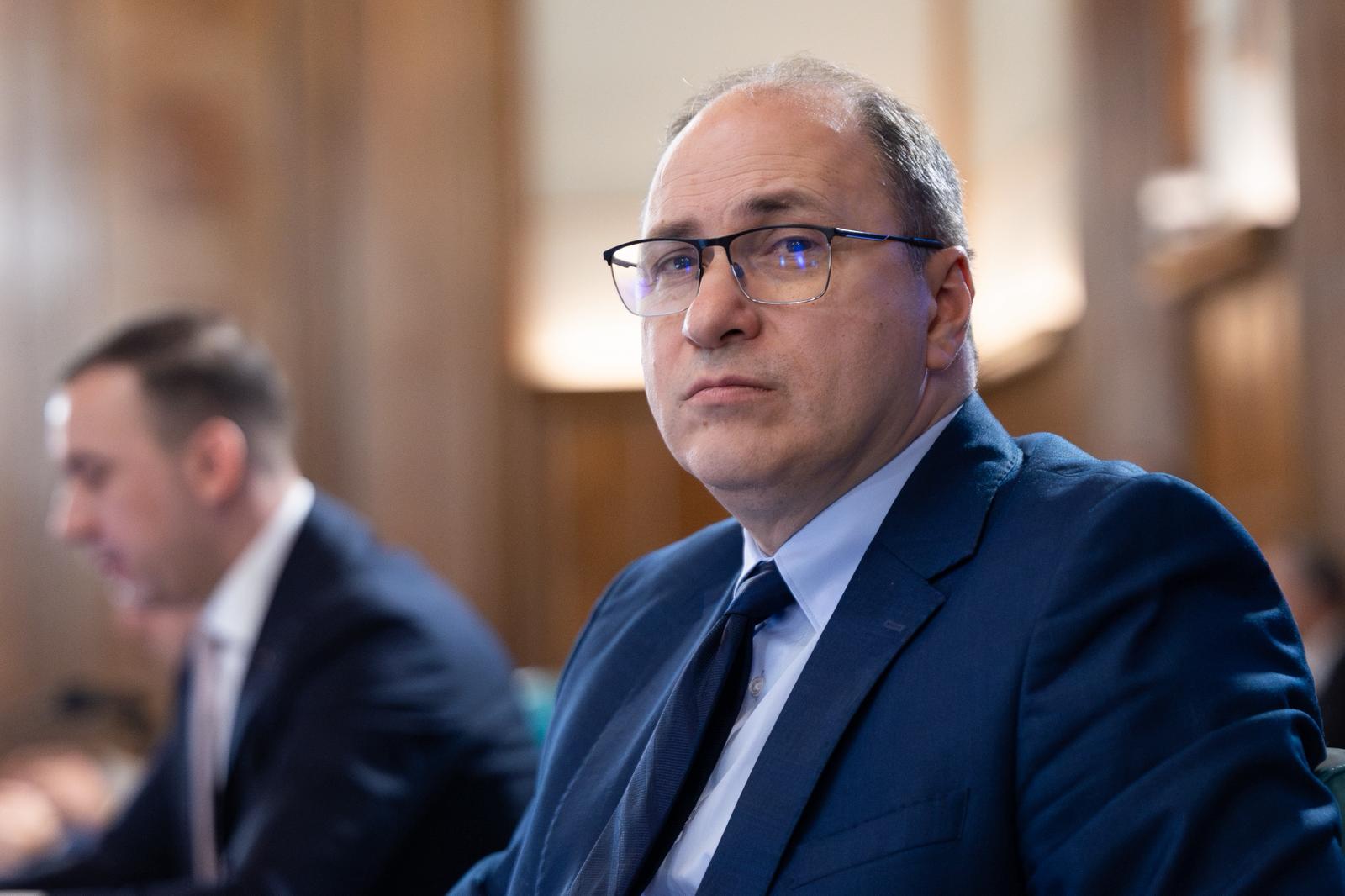 Ministrul Eugen Mihai Dimian anunță deschiderea a peste 400 de posturi pentru noile creșe în faza finală a construcției Noul ministru al Educației și Cercetării, Mihai Dimian, a făcut primul anunț oficial de când a preluat conducerea ministerului, venind cu vești bune pentru sistemul de educație timpurie și pentru familiile din România