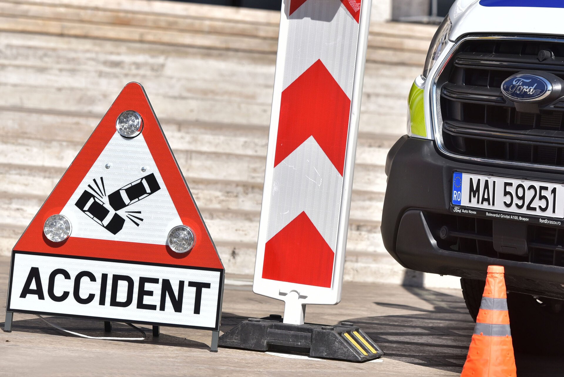 Accident cu patru mașini și cisternă blochează Autostrada A7