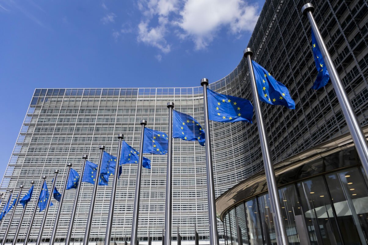 România primește o suplimentare de aproape jumătate de miliard de euro pentru modernizarea infrastructurii sanitare, o investiție crucială în contextul pauzei generate de pandemie și al nevoii urgente de a îmbunătăți serviciile medicale
