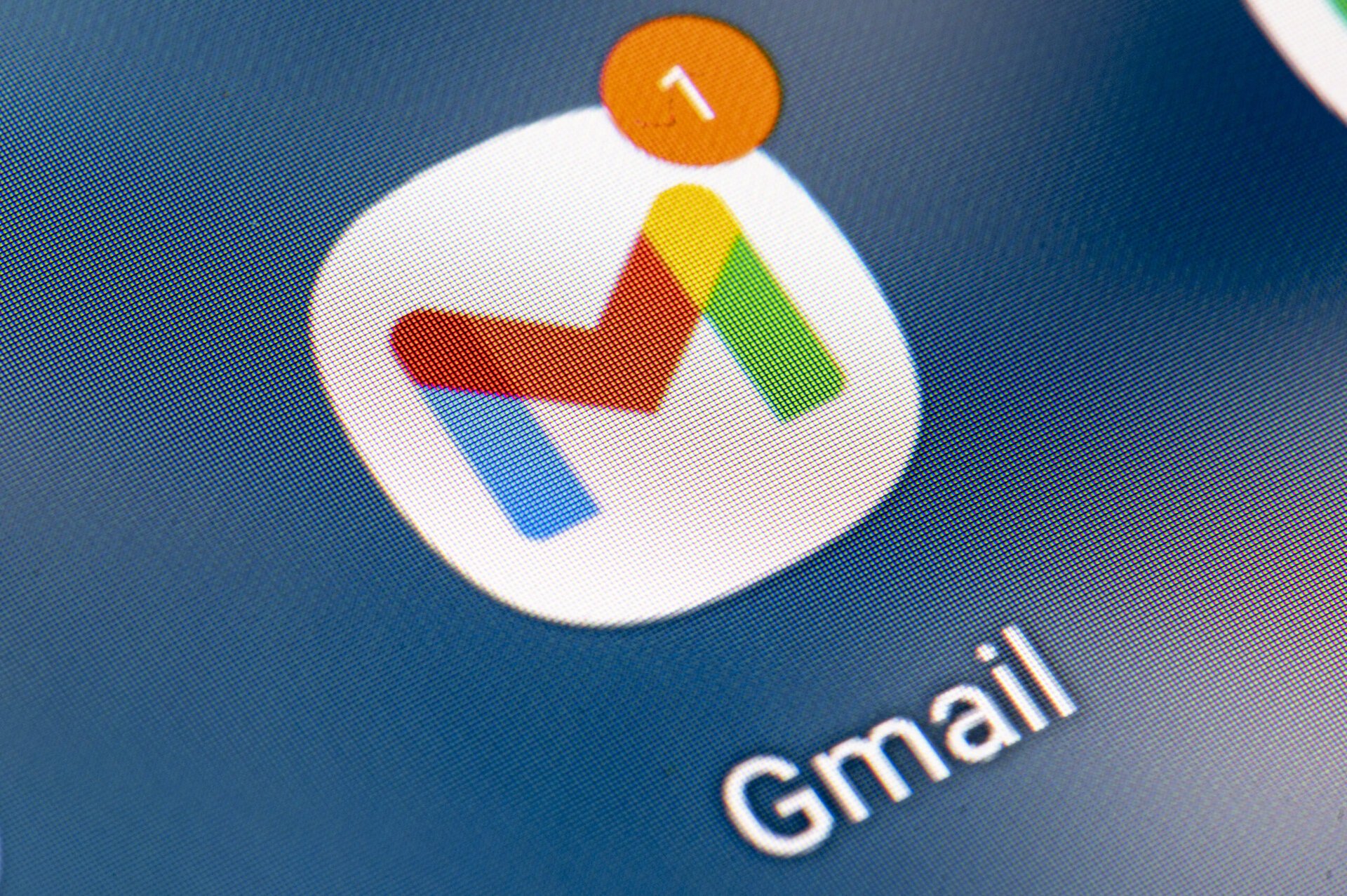 Gmail introduce o nouă funcție menită să simplifice gestionarea abonamentelor, disponibilă pentru o parte a utilizatorilor O veste importantă pentru cei care navighează zilnic printre valurile de newslettere și oferte comerciale din inbox: Gmail începe să testeze o nouă funcție ce poate revoluționa modul în care utilizatorii gestionează abonamentele email