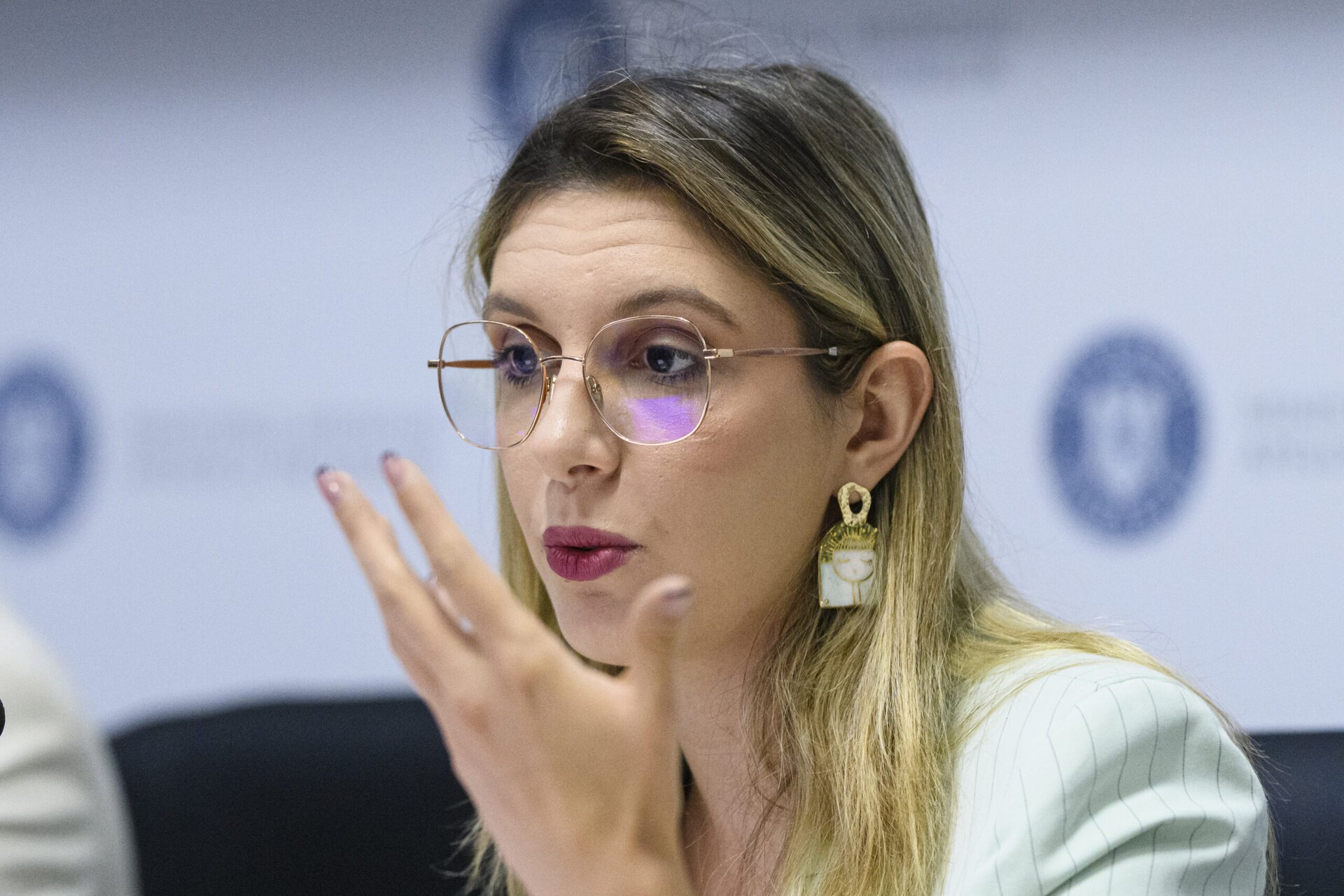 Ministra Mediului anunță reorganizarea Romsilva, inclusiv auditarea ocoalelor silvice Reorganizarea Romsilva, principalul operator din România în gestionarea fondului forestier, intră într-o nouă etapă, cu accent pe controlul operațiunilor la nivelul ocoalelor silvice