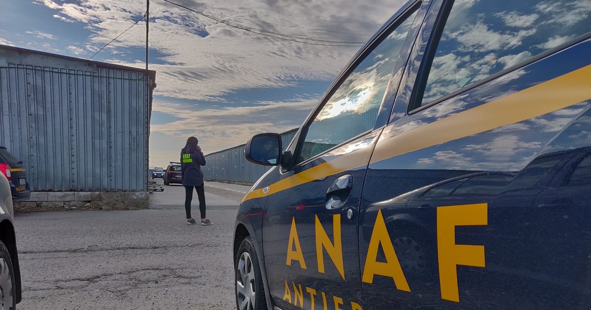 ANAF descoperă un vast mecanism de evaziune fiscală printr-un grup de peste 70 de firme Inspecțiile ANAF aflate în derulare la nivel național au scos la iveală un mecanism spectaculos de evaziune fiscală, operat de un complex grup de firme care, deși figurează oficial în domeniul serviciilor de pază și protecție, își ascund adevărata activitate printr-o rețea de peste 70 de companii