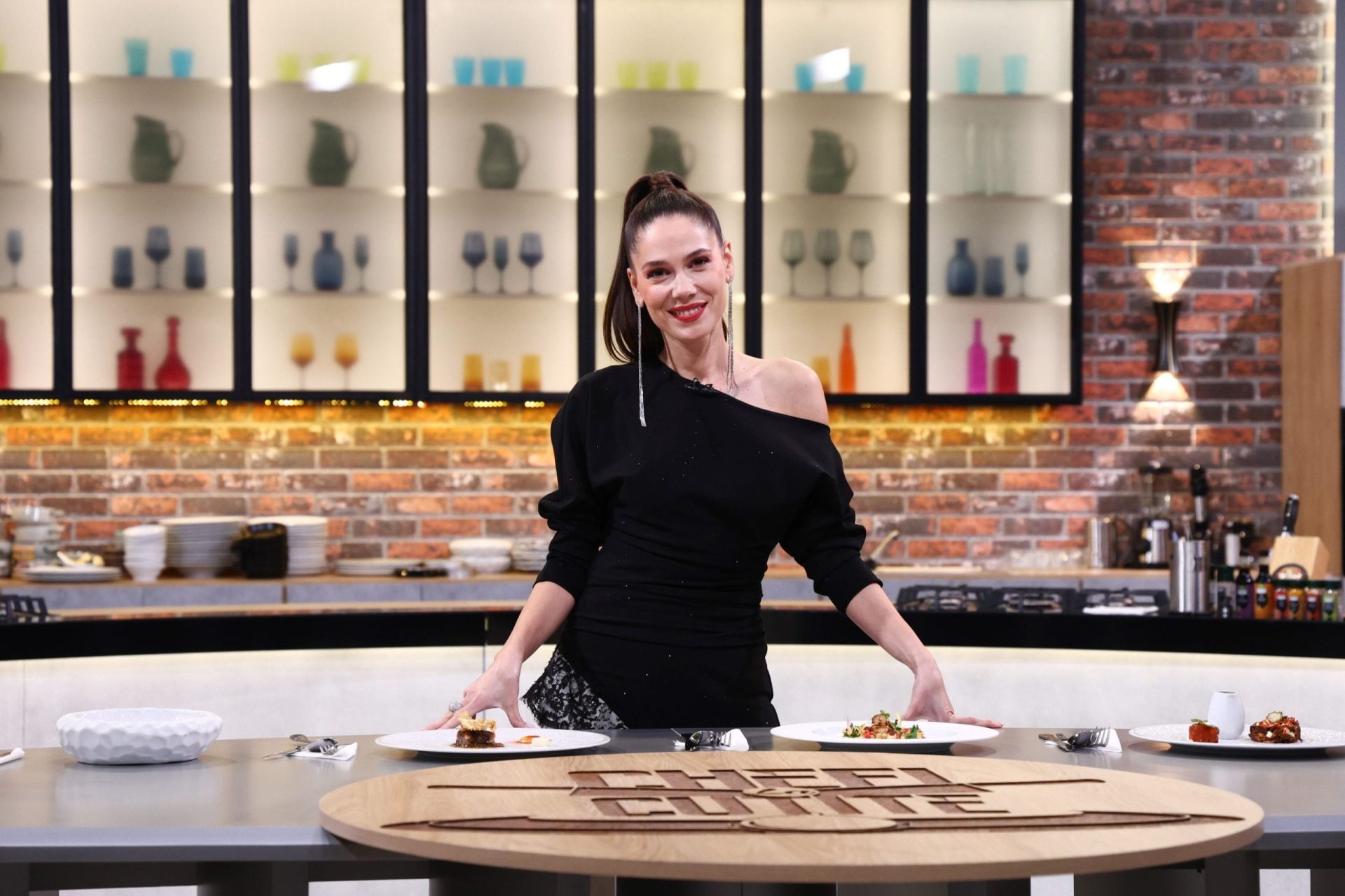 Chef Ștefan Popescu a câștigat aseară penultima amuletă a sezonului „Chefi la cuțite”, consolidându-și poziția de favorit al show-ului și obținând un avantaj considerabil înaintea finalei