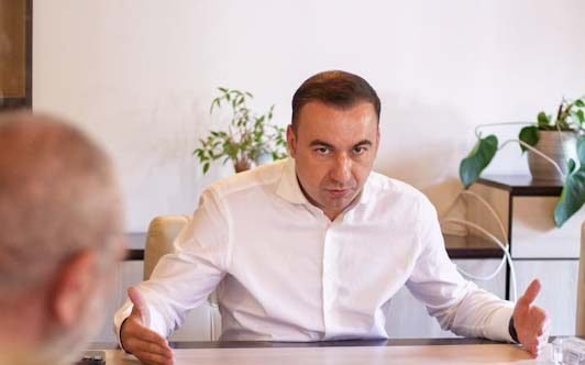 Bogdan Ivan gestionează 4 miliarde de euro în 2023, bugetul Energiei de cinci ori mai mare.