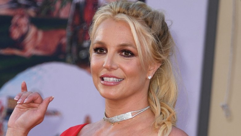 Britney Spears, reținută de autoritățile din California într-un incident neașteptat Cunoscută internațional pentru cariera sa de succes și pentru tumultuoasa sa viață personală, Britney Spears a fost reținută miercuri seară în statul California, într-un incident care a stârnit rapid vâlvă atât în mediul online, cât și în presa de peste Ocean