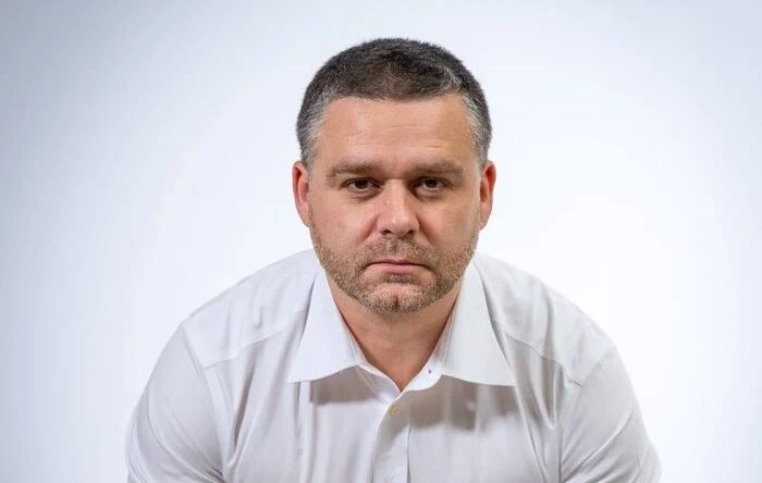România cunoaște în continuare lideri politici aflați în centrul atenției publice, iar încrederea în acești oameni devine din ce în ce mai importantă în contextul dinamicii politice interne