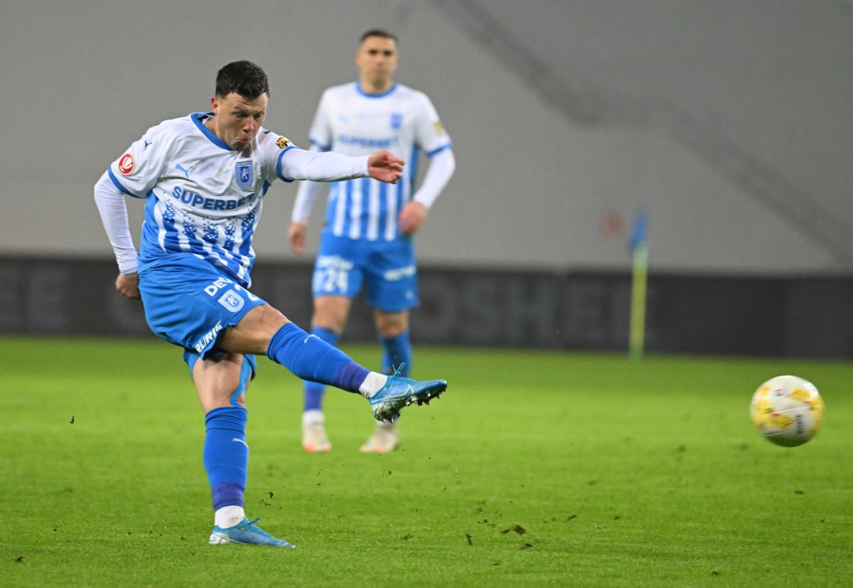 Universitatea Craiova și CFR Cluj se află în centrul atenției fotbalului românesc, duelul din sferturile Cupei României fiind cel mai așteptat meci de la această etapă