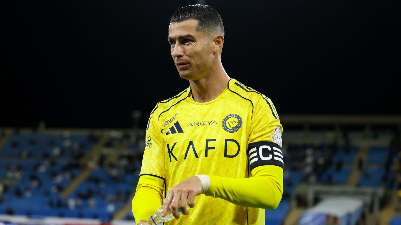 Cristiano Ronaldo, starul portughez, a fost scos din cauza unei accidentări musculare în meciul recent al Al Nassr din Saudi Pro League, potrivit anunțului oficial al clubului