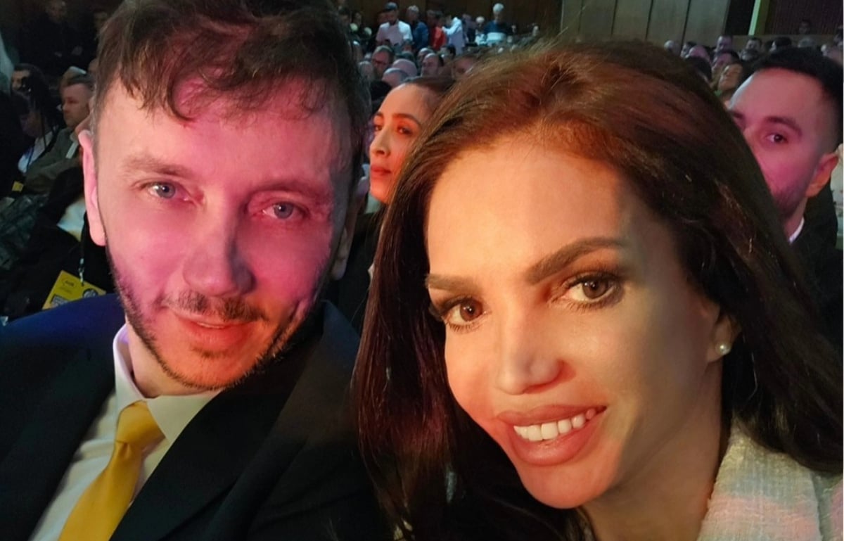 Vicențiu Mocanu dă în judecată soția sa, Cristina Spătar, în plină telenovelă familială Răsturnare de situație în familia Cristina Spătar-Vicențiu Mocanu, după doar două zile de la declarațiile în care artista nega că ar exista probleme majore între ei, soțul cântăreței a deschis un proces civil împotriva acesteia