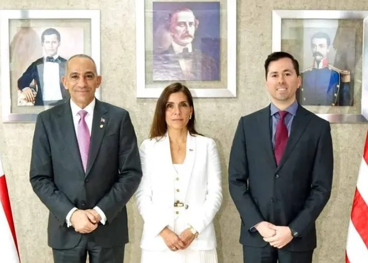 Reapariția oficială: DEA reintroduce oficiul în Republica Dominicană după un scandal de corupție Santo Domingo a asistat vineri la un pas semnificativ în combaterea crimei organizate din regiune