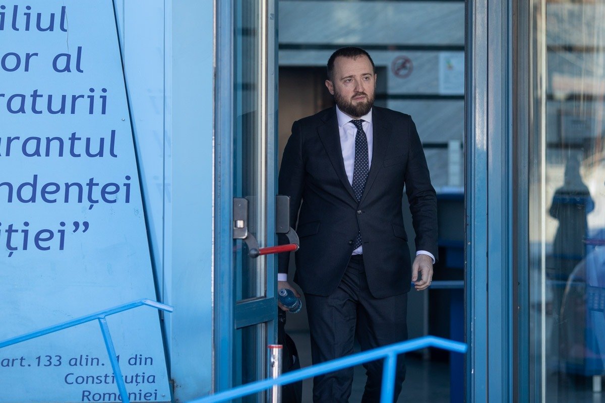 Inspecția Judiciară refuză să ancheteze pe larg acuzațiile grave aduse procurorului-șef al DNA, Marius Voineag, deși Secția pentru procurori a oficial solicitant insistent o verificare amănunțită