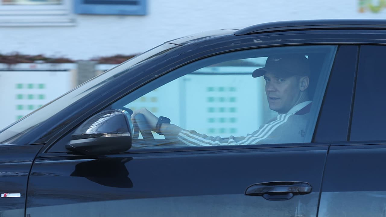 Manuel Neuer absent de la meciul Bayern cu Borussia Dortmund, din motive de precauție medicală Manuel Neuer, portarul emblematic al Bayern München, nu va evolua la meciul de sâmbătă împotriva Borussia Dortmund, programat la ora 18:30, conform deciziei clubului bavarez