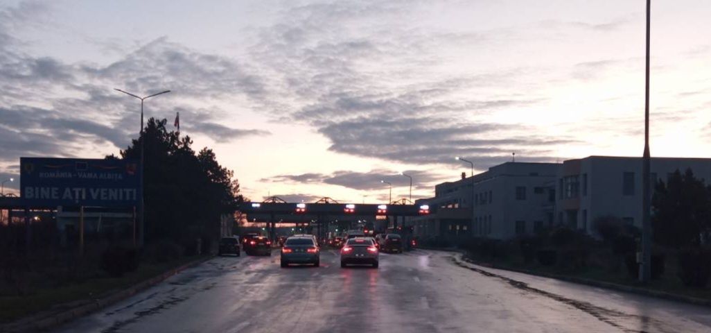 Noul punct de trecere a frontierei dintre România și Republica Moldova, situat la Ungheni, a fost oficial inclus în lista punctelor de frontieră recunoscute printr-un acord bilateral recent, acesta reprezentând un pas important pentru facilitarea relațiilor și mobilității dintre cele două țări