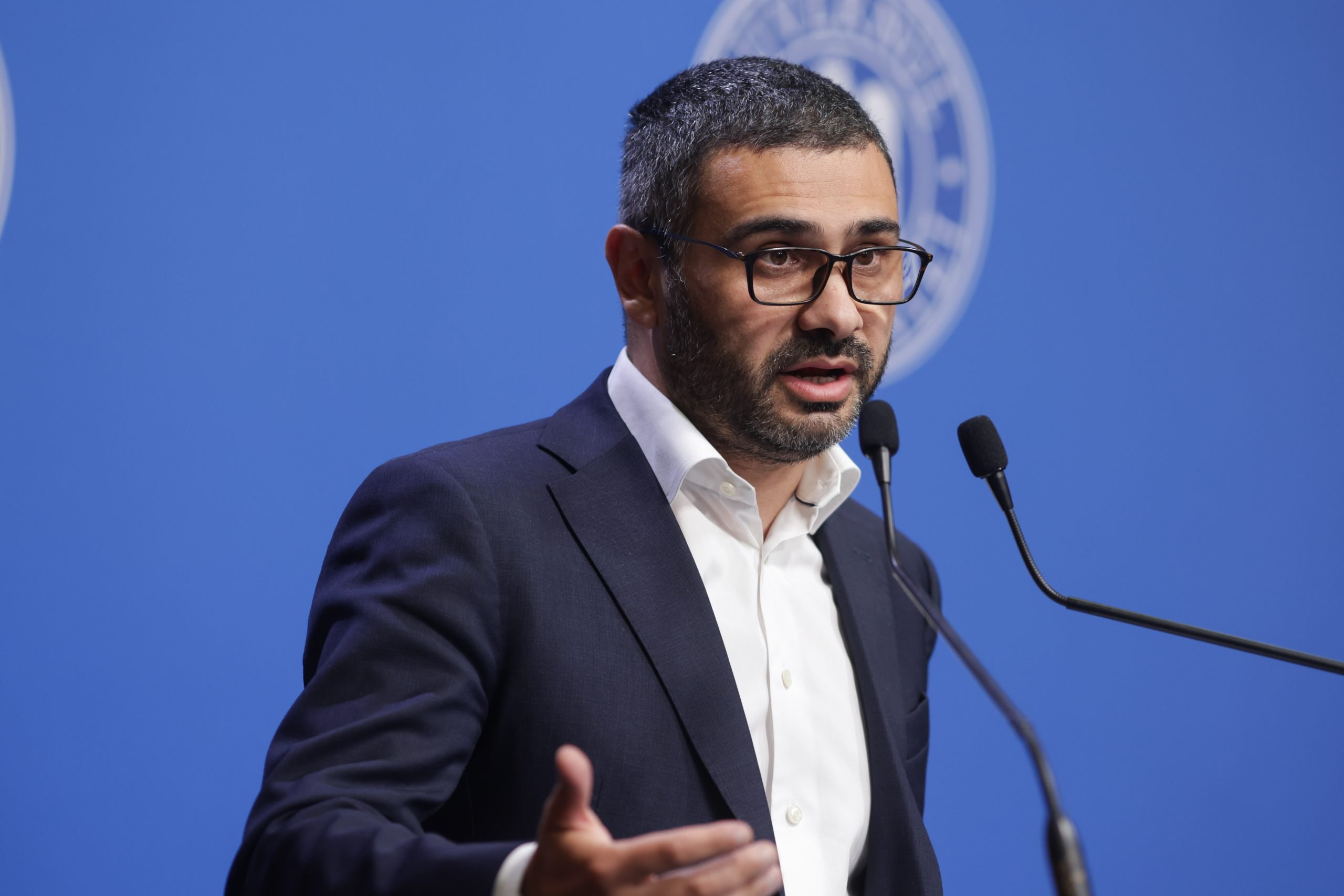 Bani mai puțini pentru sprijinul social în 2023: comunele și instituțiile sociale se confruntă cu o alocare insuficientă Anul 2023 aduce pentru domeniul social o veste problematică, după ce Ministerul Muncii și Protecției Sociale a transmis oficial că bugetul alocat pentru acest sector este cu 7,5% mai mic față de cel din anul precedent