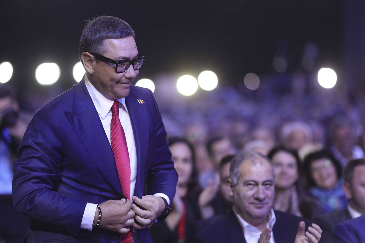 Nicușor Dan evită să comenteze despre implicarea ministerului de Externe în cazul repatrierii fiicei lui Victor Ponta Primarul general al Capitalei, Nicușor Dan, a ales să mențină o poziție de răceală în scandalul recent care îl implică pe fondatorul Pro România, Victor Ponta, și presupusa intervenție a Ministerului de Externe în cazul fiicei fostului premier