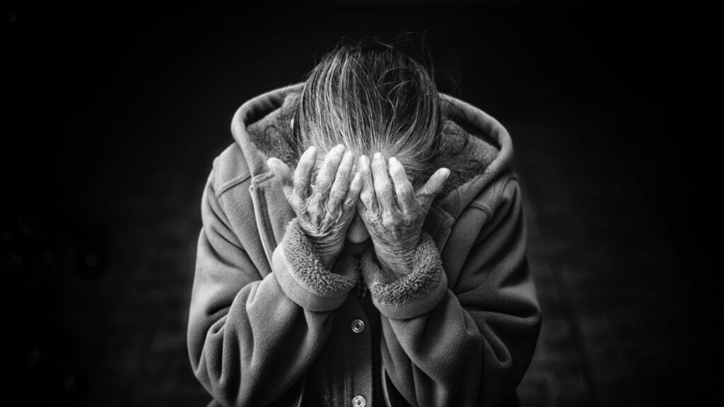 Bacterii pot cauza pierderea memoriei la bătrâni