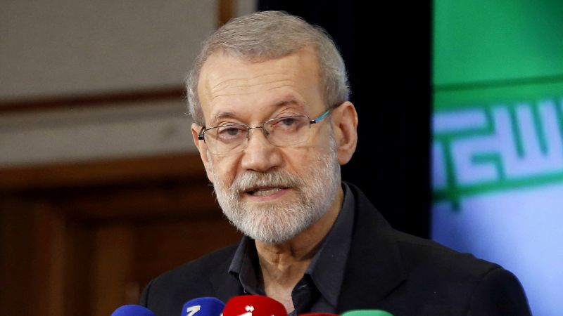 Nava militară a SUA navighează spre zona Mării Chinei de Sud, cu mii de militari la bord Un vas de război al Marinei americane, despre care se crede că transportă mii de soldați și marinari, se află în apropierea strâmtorii Malacca, în apropierea Singapore, pe drumul său către Regiune