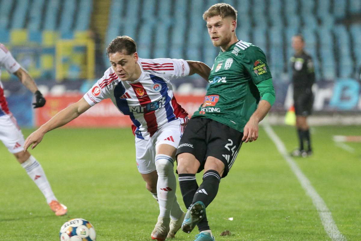 Unirea Slobozia și Oțelul Galați își dispută, în momentul de față, un punct esențial în lupta pentru evitarea retrogradării, meciul din play-out-ul Superligii, care are loc acum pe stadionul „1 Mai” din Slobozia