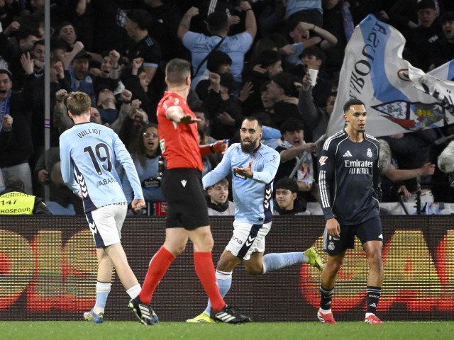 Real Madrid a învins-o pe Celta Vigo cu scorul de 2-1 într-un meci tensionat din La Liga, desfășurat vineri pe stadionul „Balaidos”