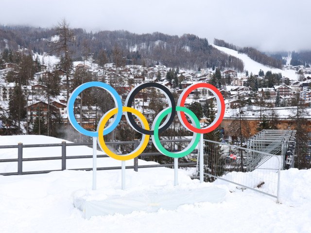 Iranianul care urma să reprezinte țara sa la Jocurile Paralimpice de iarnă din 2023, programate în Elveția, se află într-un vârtej de incertitudini, odată cu escaladarea conflictului armat din regiune