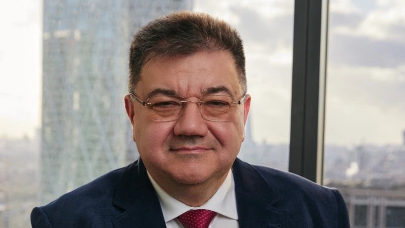 Criza energetică globală, ieșită din sfera geopoliticii, pune pe jar piețele financiare și economia României Tensiunile recente de pe piața petrolului nu mai sunt generate exclusiv de gridul politic alurile, ci sunt alimentate de o creștere bruscă și extrem de volatilă a prețurilor, cauzată în principal de instabilitatea din Orientul Mijlociu