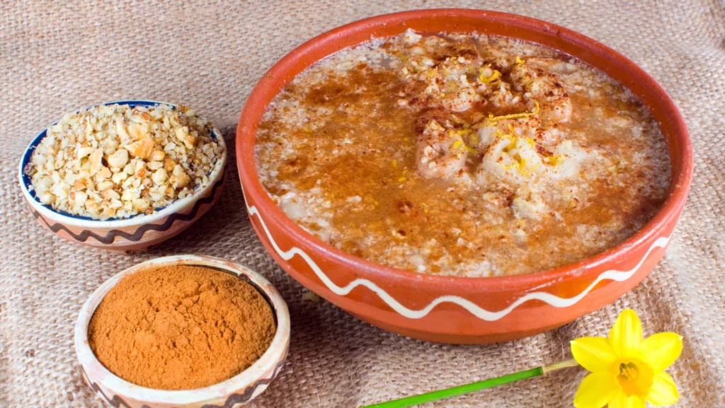 Tradiția mucenicilor muntenești, o delicatesă de sărbătoare în luna martie Luna martie aduce, în bucătăria românească, aroma distinctivă a mucenicilor muntenești, o delicatesă care marchează sărbătoarea Sfintilor 40 de Mucenici din Sevastia, pe 9 martie