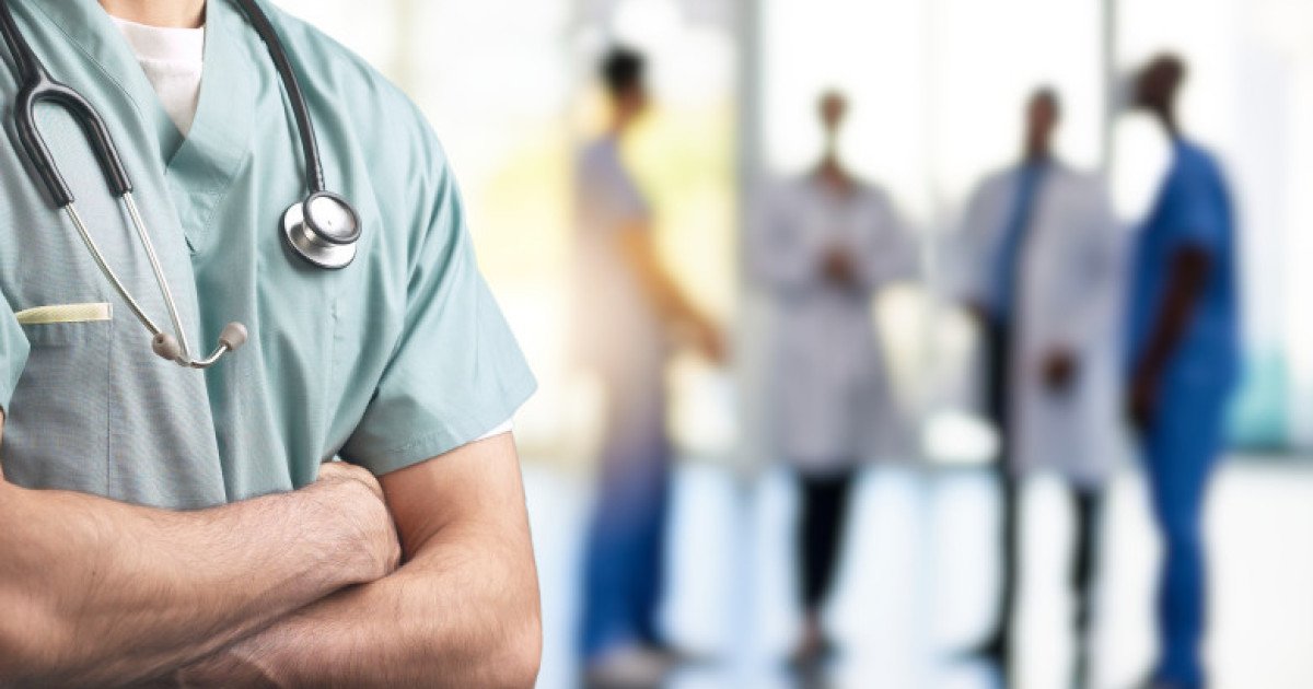 Cadrele medicale ar putea beneficia, în curând, de o protecție penală similară cu cea acordată polițiștilor sau militarii, în cazul în care sunt victime ale agresiunilor sau ultrajelor în timpul exercitării atribuțiilor profesionale