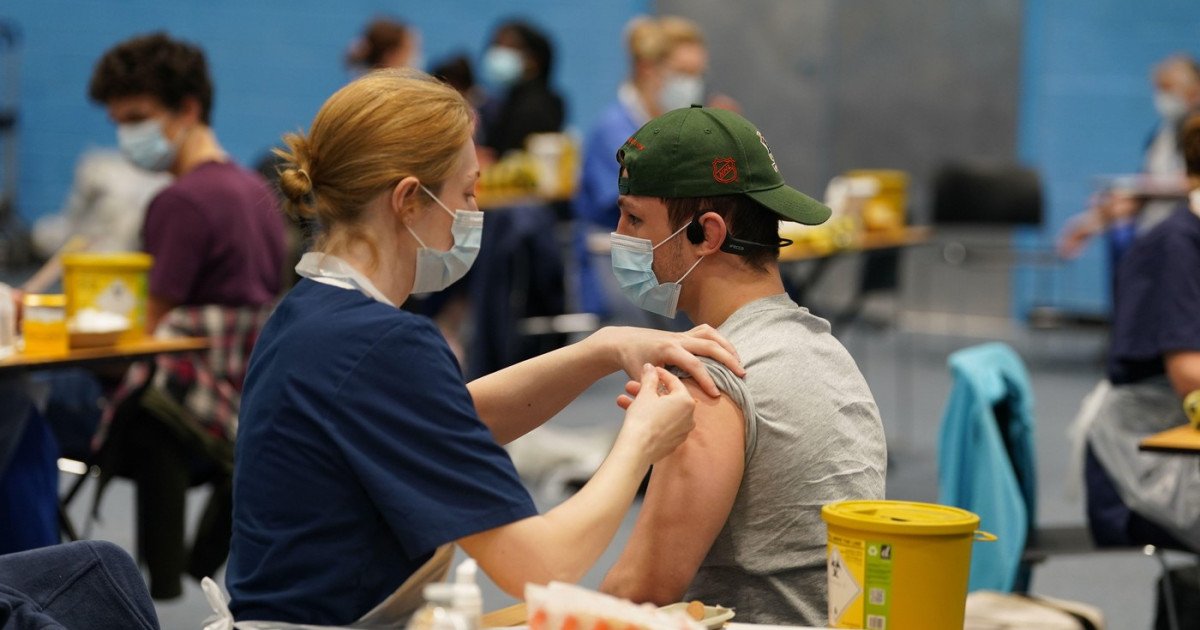 Un focar de meningită izbucnit în Marea Britanie, soldat cu două decese și zeci de îmbolnăviri, ridică semne de întrebare privind nivelul de pregătire al Europei în fața unei potențiale răspândiri a bolii