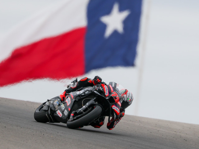 Marco Bezzecchi câștigă Marele Premiu din Statele Unite și devine lider în clasamentul mondial din MotoGP Într-un weekend memorabil pe circuitul de la Austin, Texas, Marco Bezzecchi a reușit să câștige cel mai important și competitiv eveniment al sezonului de MotoGP: Marele Premiu din Statele Unite