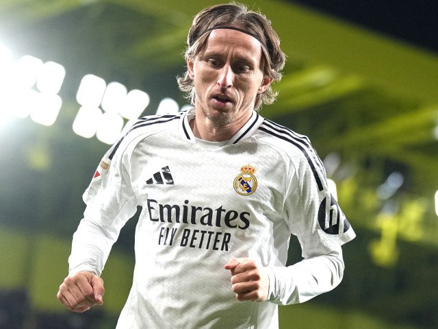 Dimitri Modric, posibilitatea revenirii la Real Madrid și condiția impusă de Allegri pentru preluarea jalonului tehnic Returul lui Luka Modric la Real Madrid nu mai este doar un simplu zvon, ci devine din ce în ce mai probabil pe măsură ce se conturează detalii despre viitoarele planuri ale vedetei croate