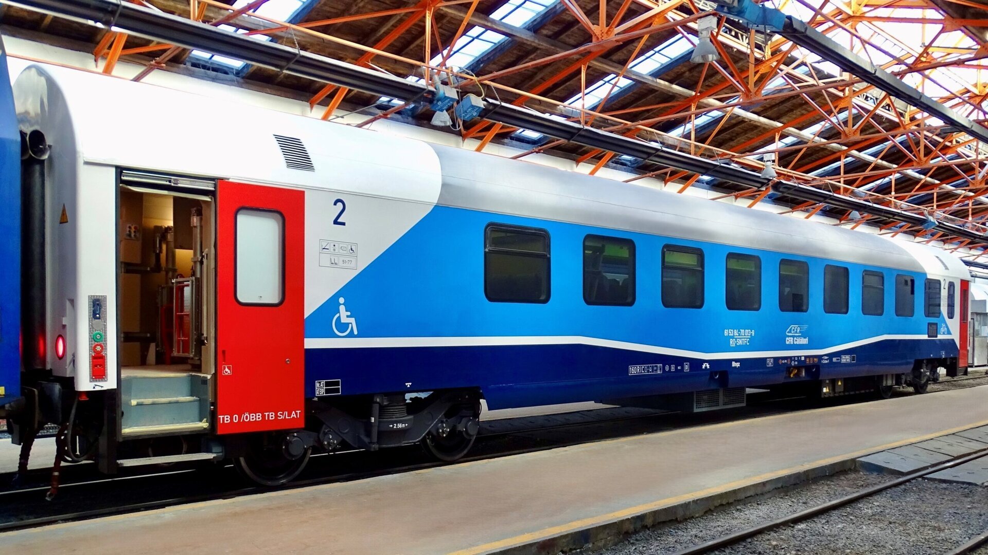 GRAMPET Group vestește o etapă crucială în procesul de modernizare a infrastructurii feroviare din România, anunțând finalizarea cu succes a celui de-al 30-lea vagon de călători supra-modernizat în cadrul unui proiect ambițios finanțat prin Planul Național de Redresare și Reziliență (PNRR)