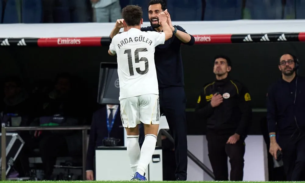 Real Madrid se află în fața unei ocazii istorice de a accede în sferturile de finală ale Ligii Campionilor, după ce a obținut un avantaj considerabil în turul de pe teren propriu împotriva Manchester City