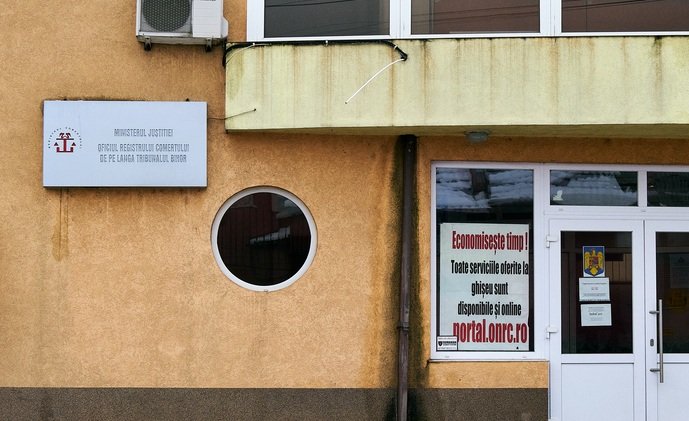 Avertizare din partea Oficiului Național al Registrului Comerțului: întârzieri în înregistrarea firmelor sau a persoanelor fizice autorizate din cauza crizei de personal Șomerii, antreprenorii și cei care intenționează să își înceapă activitatea economică în România trebuie să fie pregătiți pentru întârzieri în procesul de înregistrare a firmelor sau a persoanelor fizice autorizate