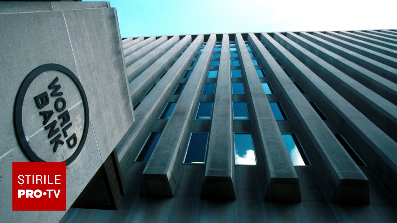 Politica industrială reînviază în economicile globale, în ciuda scepticismului de mult timp După aproape trei decenii în care politica industrială a fost ținută în umbră, acest concept revine pe scena economică mondială, fiind tot mai des acceptat ca o componentă vitală pentru creștere și dezvoltare