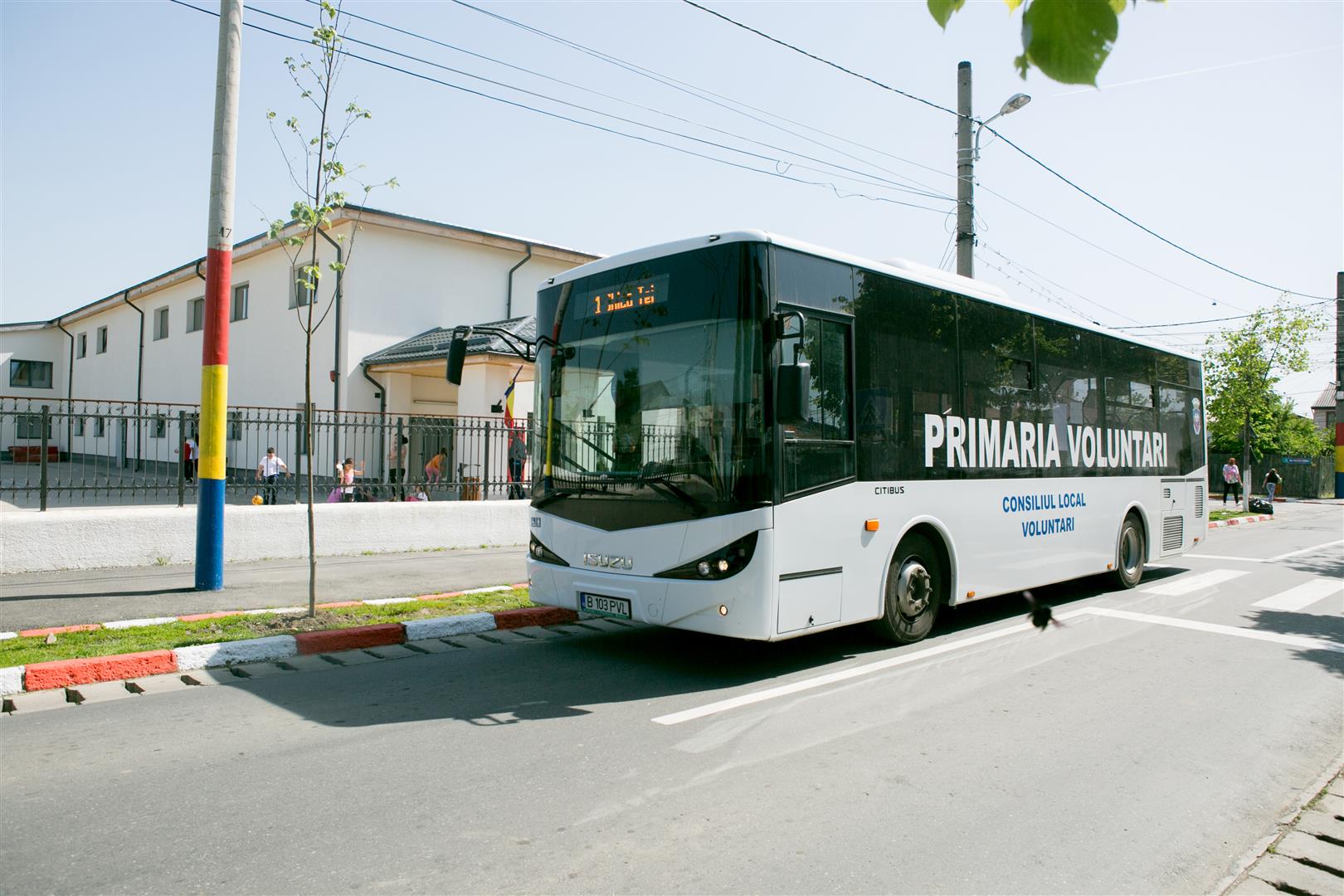 Din data de 28 martie, autoritățile din Regiunea București – Ilfov vor opera o reorganizare semnificativă a rețelei de transport metropolitan, măsură menită să optimizeze sistemul și să răspundă mai bine nevoilor utilizatorilor