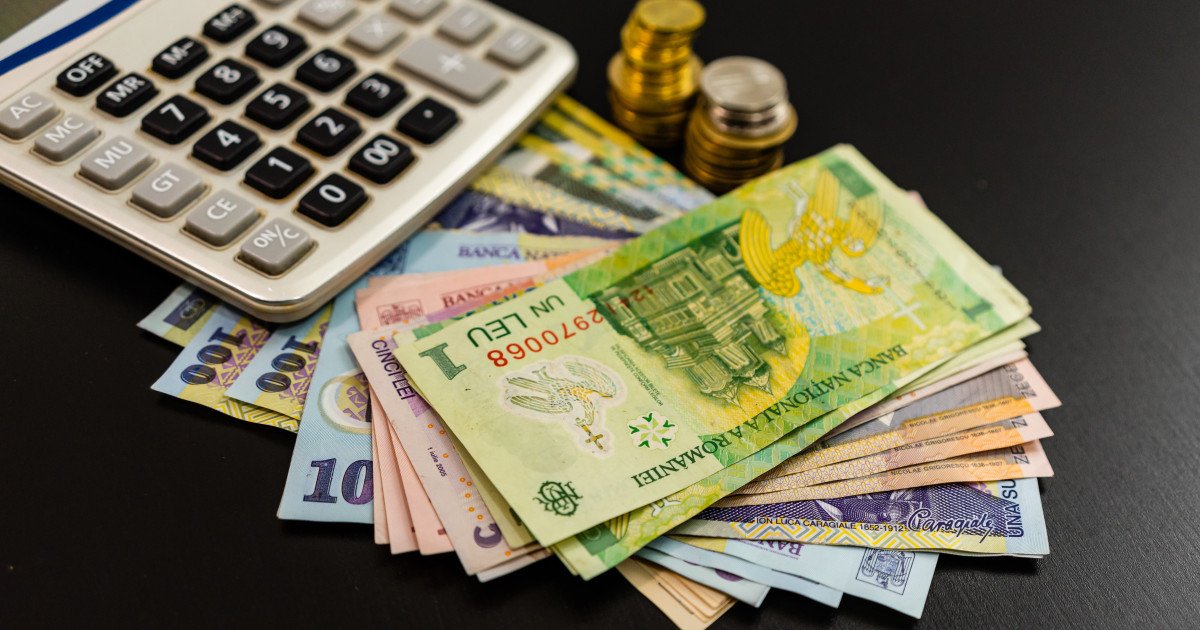Guvernul a anunțat oficial că salariul minim brut pe economie va crește de la 4.050 de lei la 4.325 de lei, începând cu data de 1 iulie 2026
