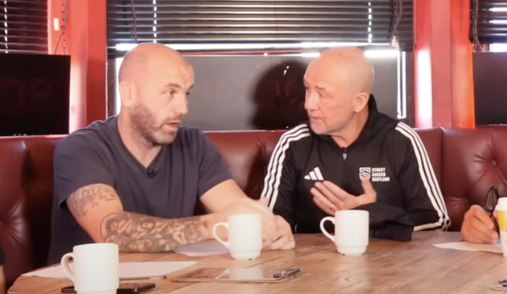 Un derby imprevizibil la Ibrox: strategiile și predicțiile pentru meciul decisiv dintre Celtic și Rangers Pe fondul unei întoarceri tensionate și pline de anticipații cu privire la partida dintre Celtic și Rangers din sferturile Cupei Scoției, o serie de opinii și predicții surprinzătoare au început să circule în lumea fotbalului din Scoția