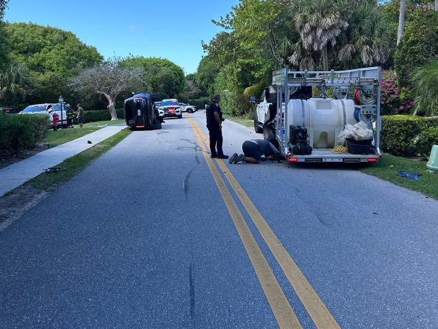 Tiger Woods implicat într-un accident grav, a fost arestat după o răsturnare cu mașina