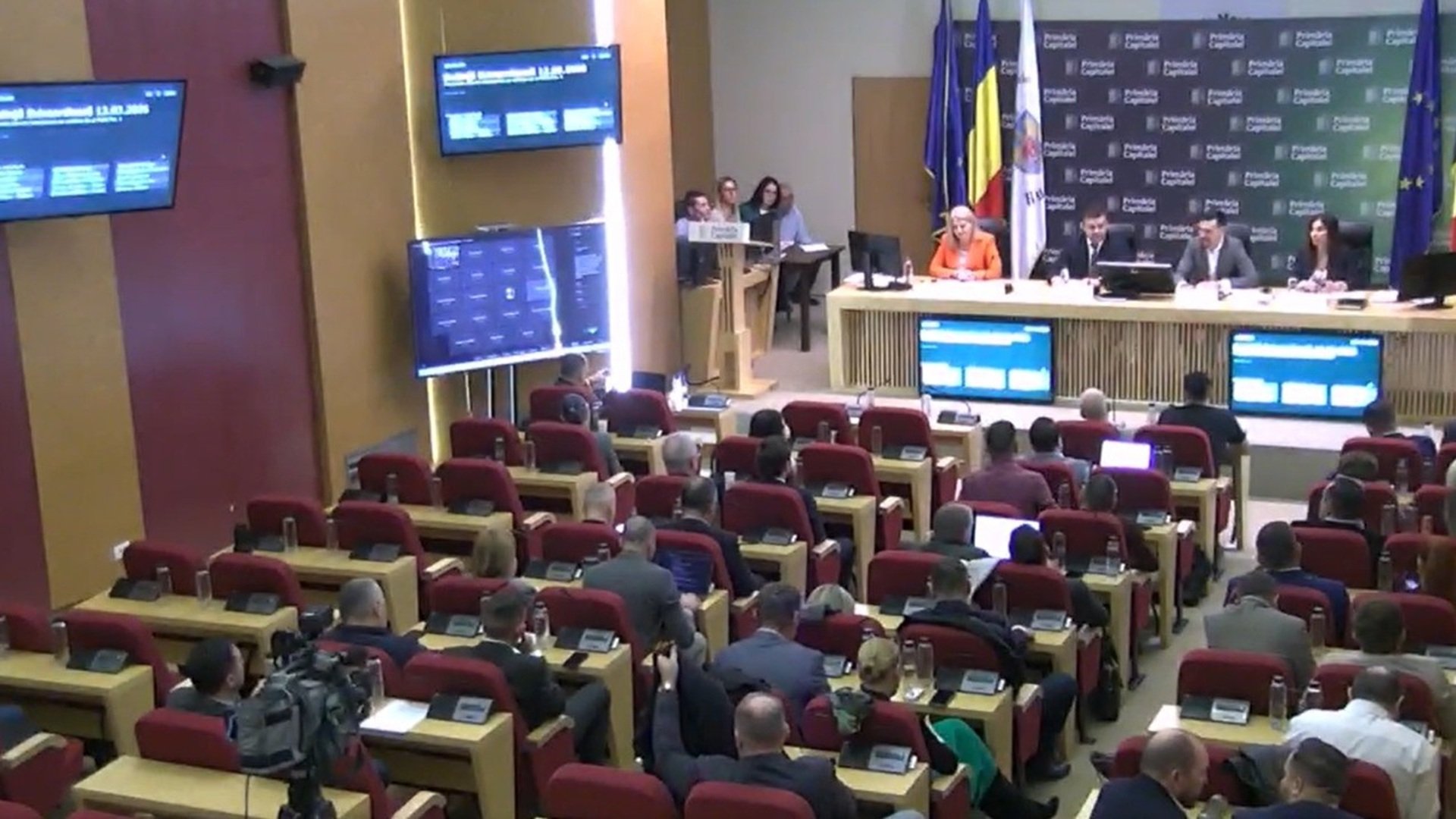 Consiliul Local al Municipiului București a adoptat oficial proiectul de hotărâre intitulat „Plătești câtă căldură primești” în ședința de vineri, 13 martie, un pas important în direcția reducerii facturilor la încălzire pentru cetățenii capitalei