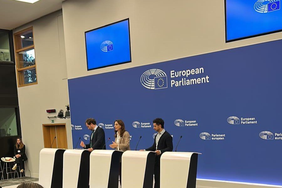 Criza locuințelor în Europa: promisiuni și realități dure pe teren În timp ce la nivel european se conturează planuri ambițioase pentru reducerea deficitului de locuințe accesibile, în București, investigațiile recente dezvăluie o situație diferită