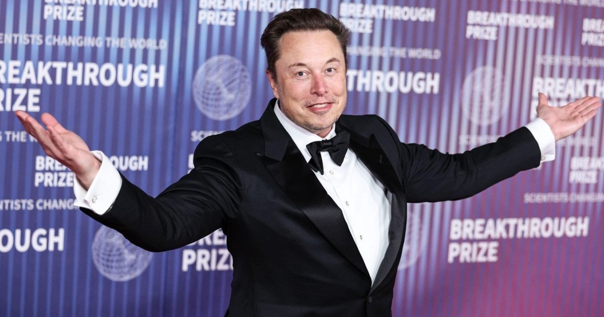 Elon Musk devine cel mai bogat om din lume, ocupând prima poziție în clasamentul Forbes Elon Musk, omul de afaceri vizionar, a reușit să-și păstreze și chiar să-și consolideze poziția de lider în topul celor mai bogați oameni ai planetei