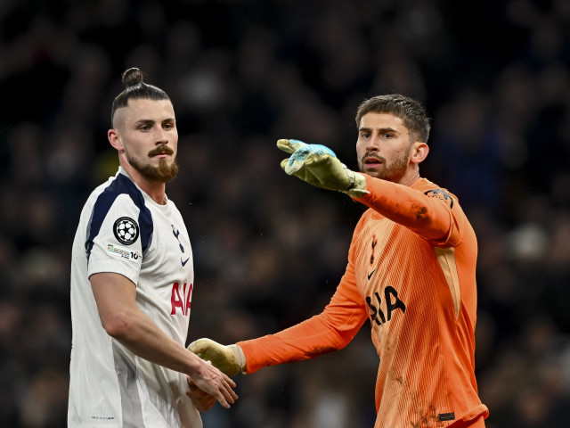 O seară de vis pentru fotbalul european: în istoria Champions League s-a scris, fără precedent, o poveste de neuitat, marcată de o serie de evenimente rare și spectaculoase