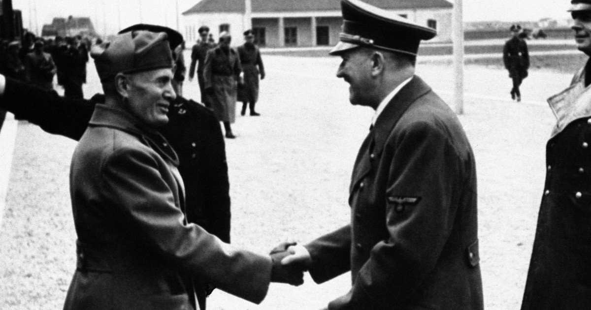 Descoperire remarcabilă în Italia: cinci scrisori de mână ale lui Benito Mussolini, ce datează din aprilie 1944, au fost descoperite într-o casă de licitații din Torino și ulterior restituite autorităților italiene