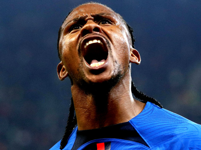 FCSB primește o veste șocantă: Siyabonga Ngezana riscă să rămână departe de gazon pentru tot sezonul, după o accidentare gravă suferită în timpul ultimei partide